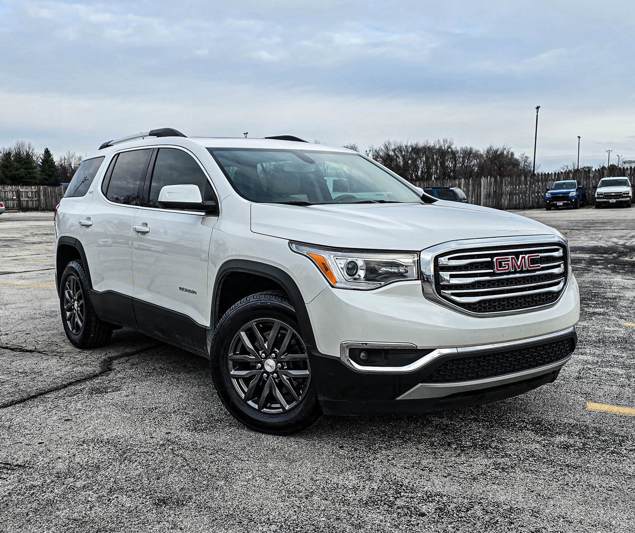 2017 GMC Acadia SLT-1's photo