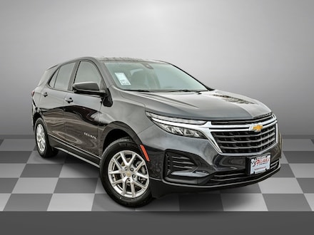 2022 Chevrolet Equinox LS SUV