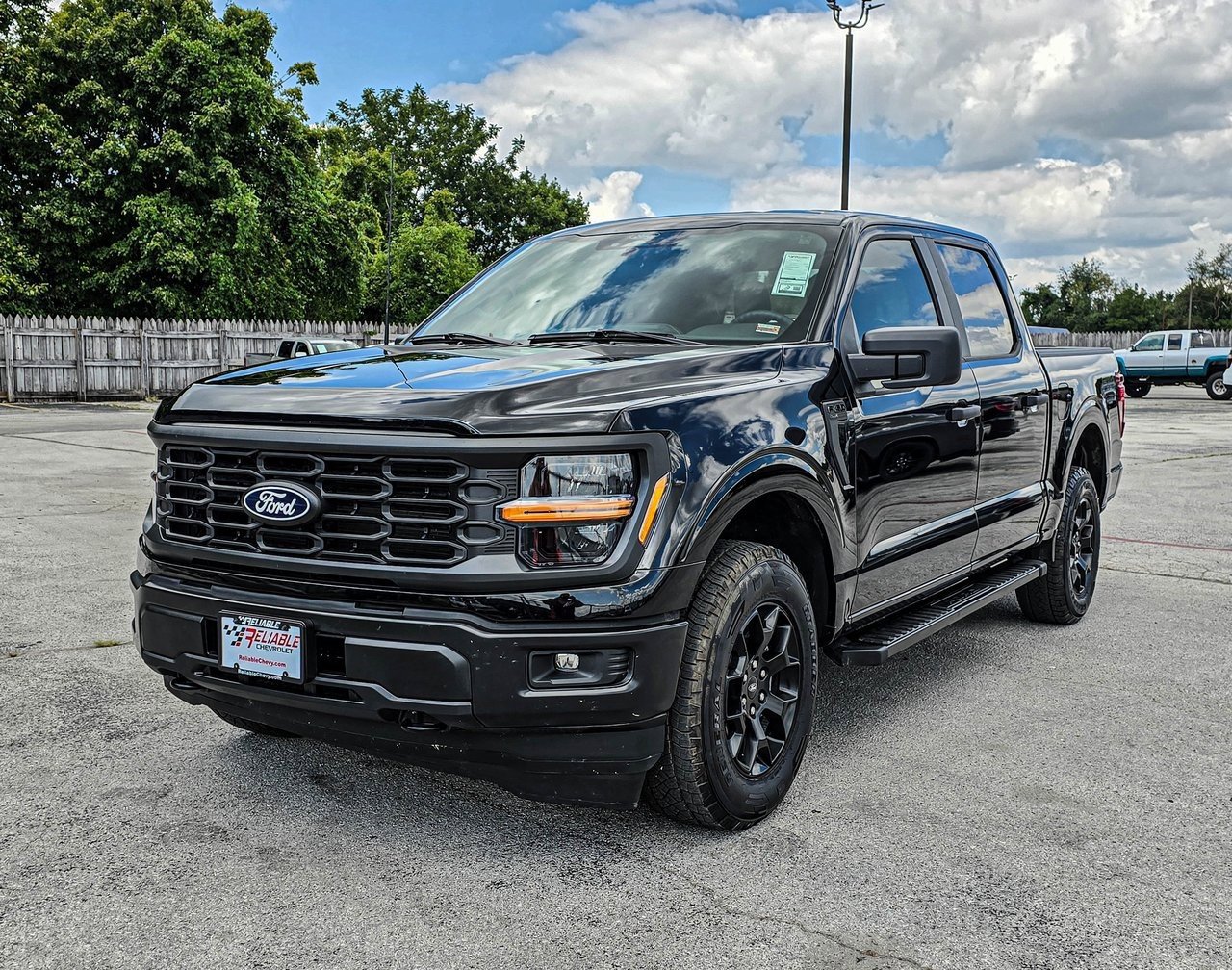 2024 Ford F-150 STX photo 3