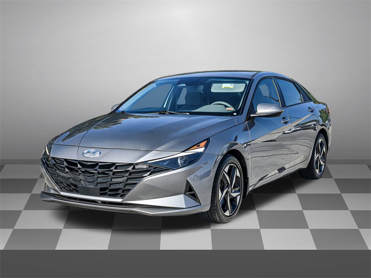 2023 Hyundai Elantra SEL photo 3