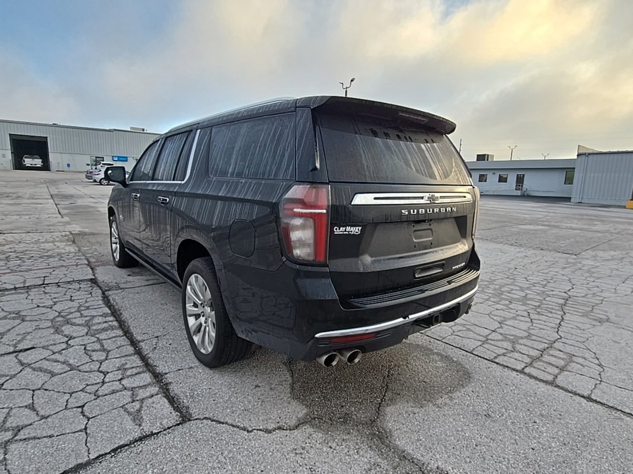 2023 Chevrolet Suburban Premier photo 4