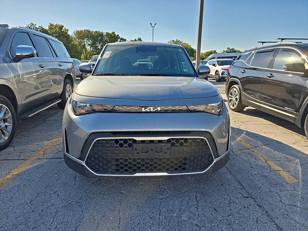 2024 Kia Soul LX photo 2