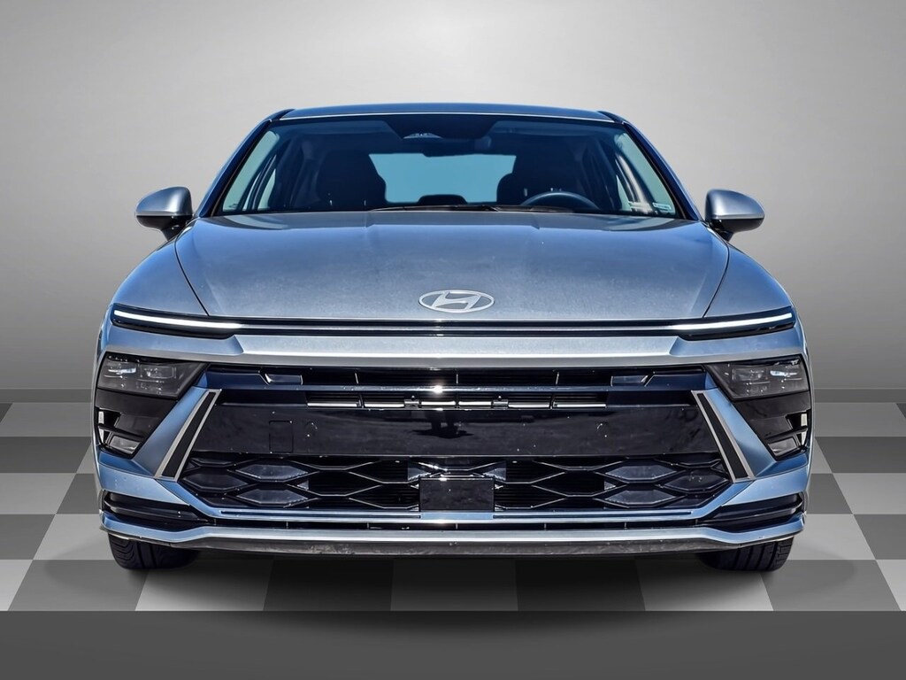 Used 2025 Hyundai Sonata SEL Sedan