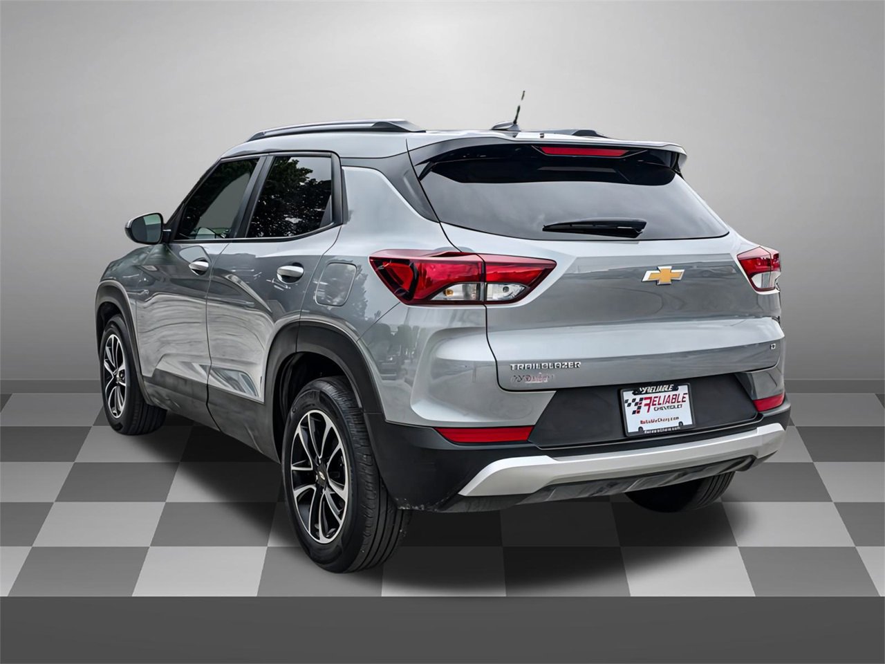 2024 Chevrolet Trailblazer LT photo 4