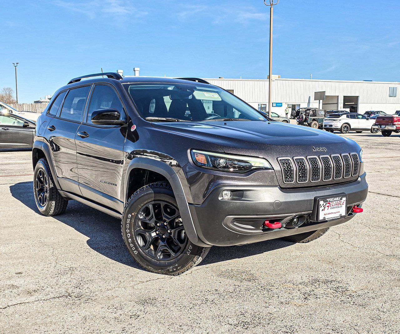 2022 Jeep Cherokee Trailhawk's photo