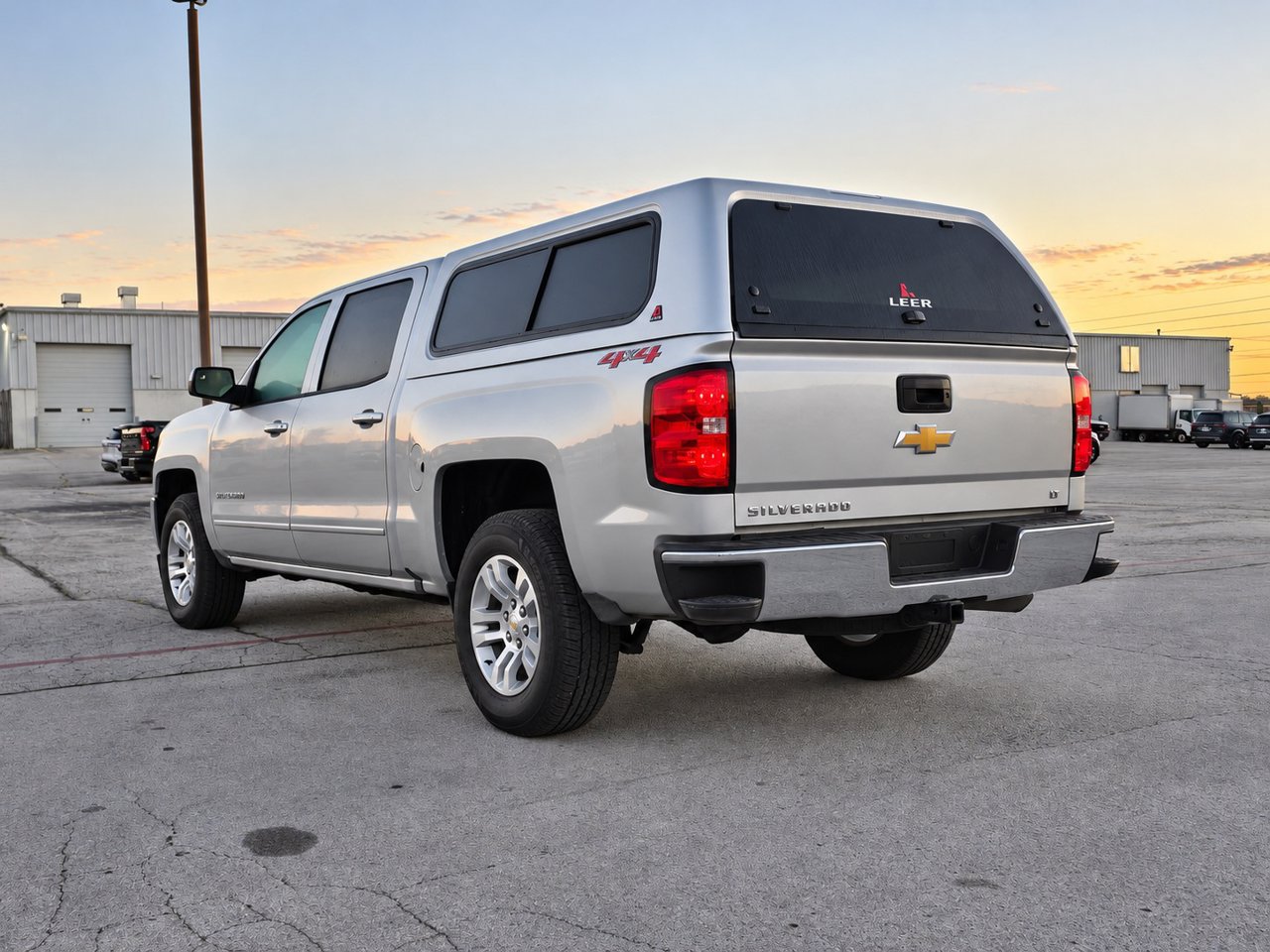 Used 2018 Chevrolet Silverado 1500 LT w/1LT Truck Crew Cab