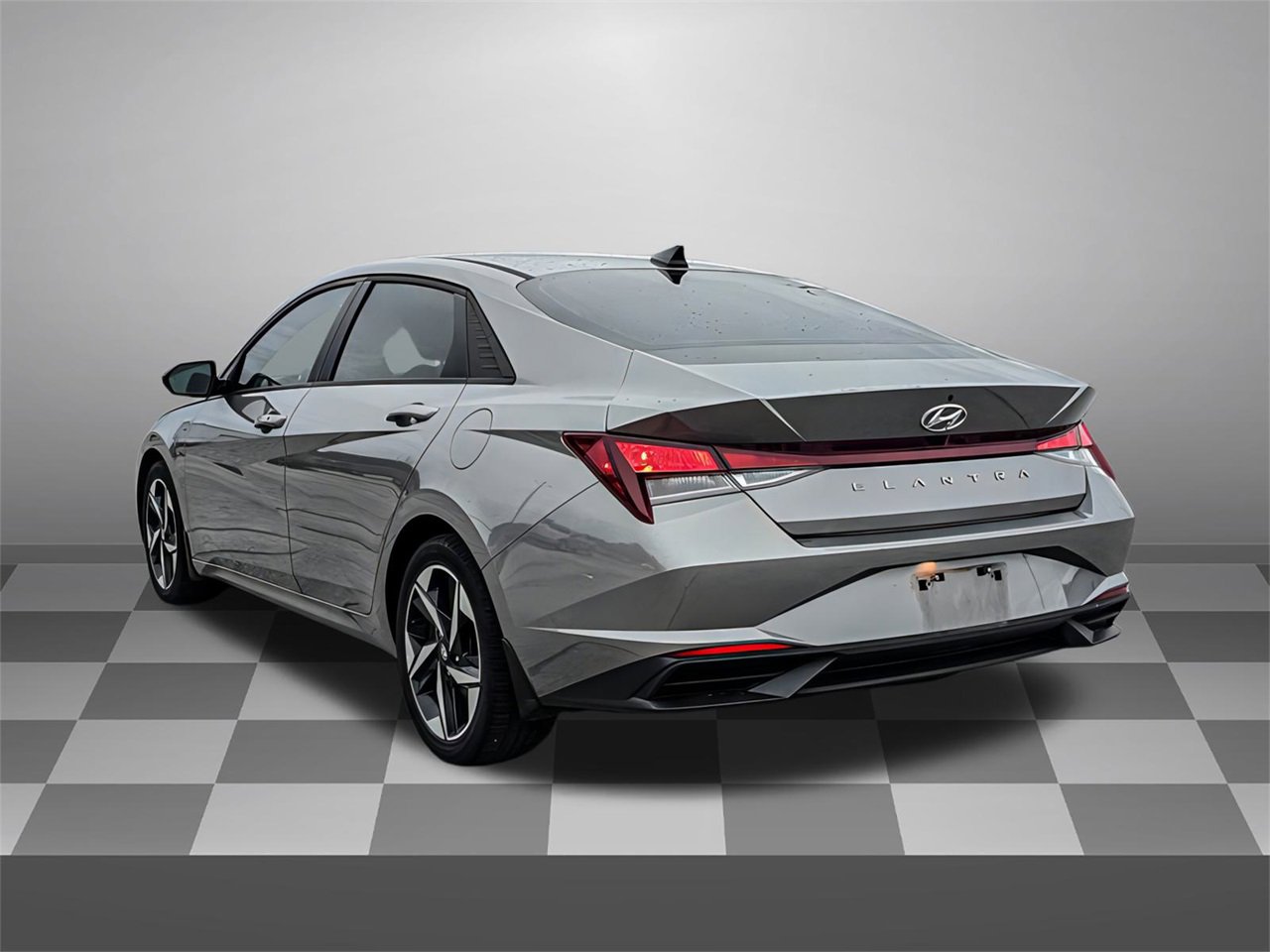2023 Hyundai Elantra SEL photo 4