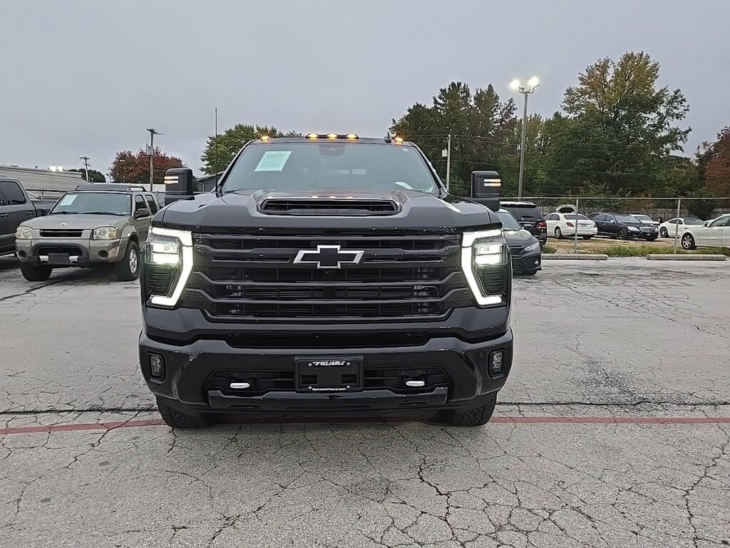 Used 2025 Chevrolet Silverado 2500 HD High Country Truck Crew Cab
