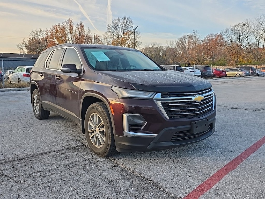 Used 2023 Chevrolet Traverse LT Cloth SUV