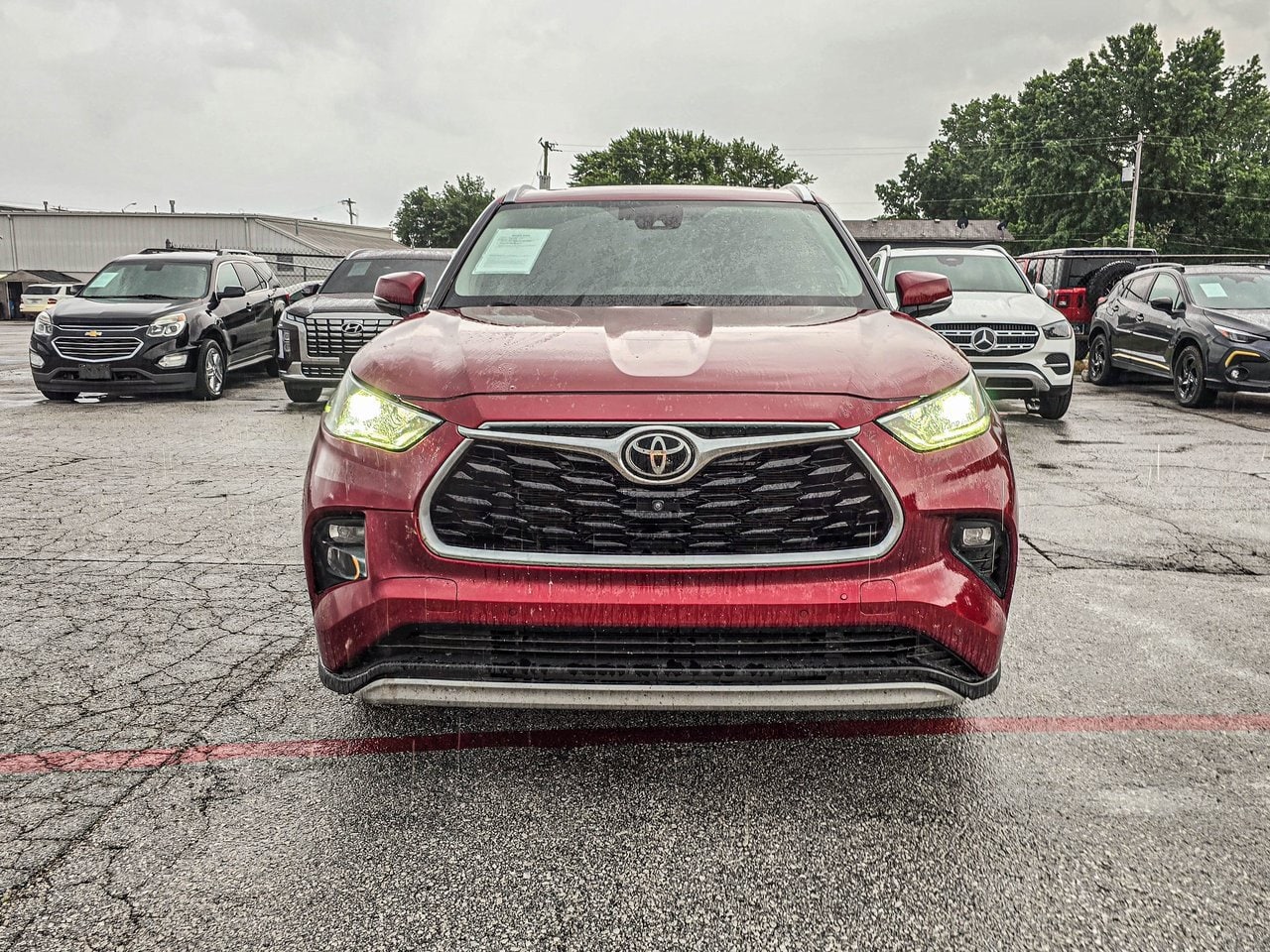 Used 2021 Toyota Highlander Platinum with VIN 5TDFZRBH5MS105207 for sale in Springfield, MO