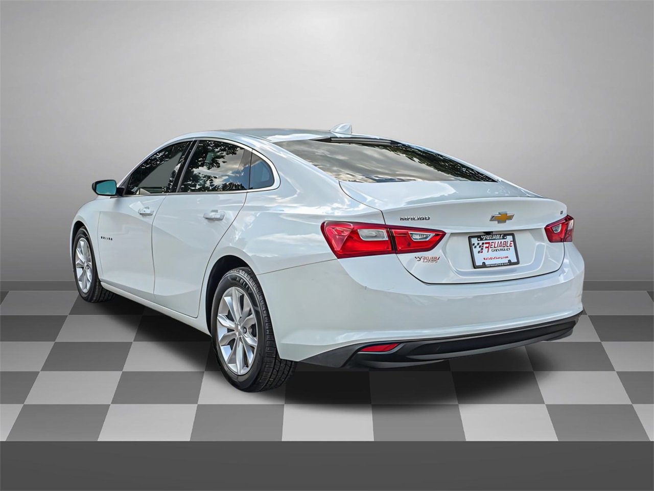 2023 Chevrolet Malibu 1LT photo 4