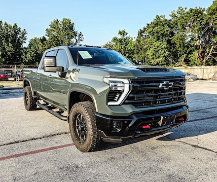 2024 Chevrolet Silverado 1500 LT Trail Boss Truck Crew Cab
