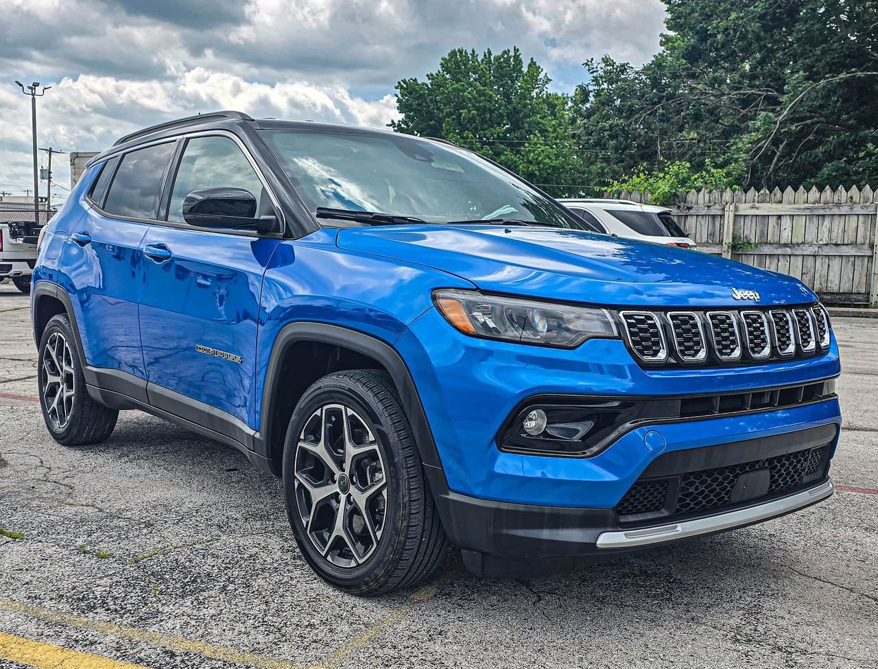 2025 Jeep Compass Limited 4X4's photo
