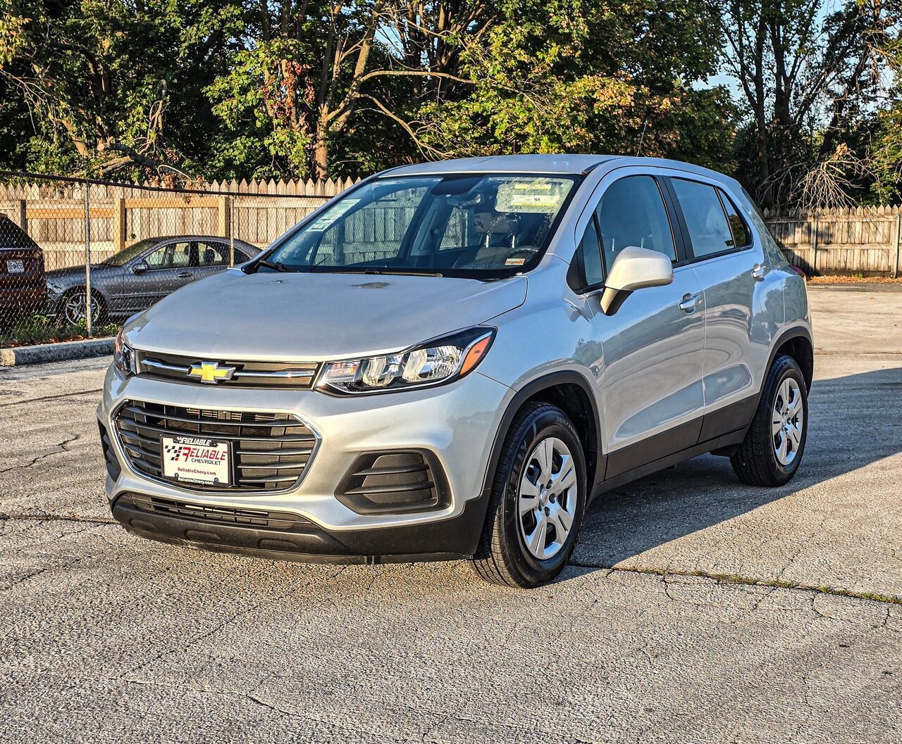 2018 Chevrolet Trax LS photo 3