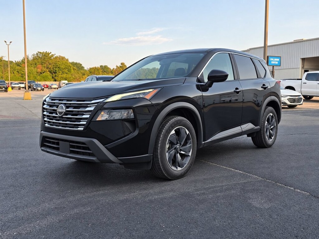 Used 2025 Nissan Rogue SV SUV