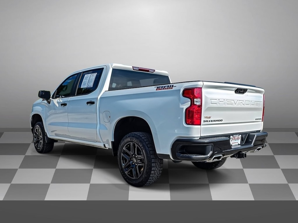 Used 2025 Chevrolet Silverado 1500 Custom Trail Boss Truck Crew Cab