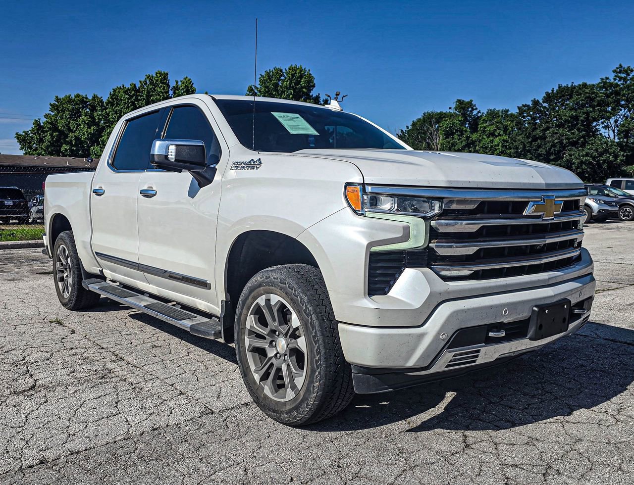 2022 Chevrolet Silverado 1500 High Country 4X4 Crew Cab Short Box's photo