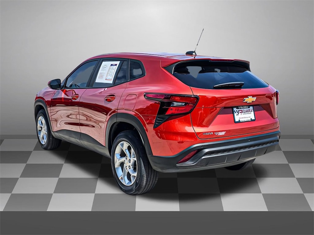 Used 2024 Chevrolet Trax LS SUV