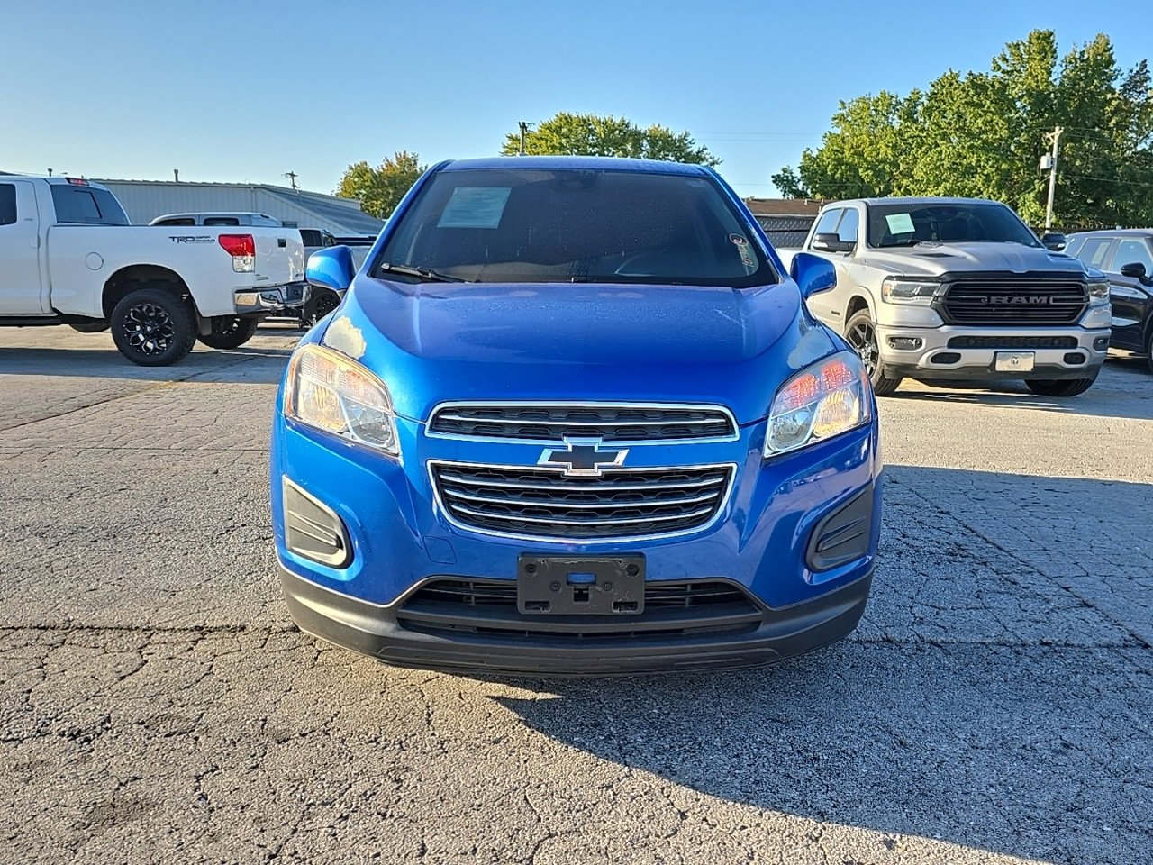 2016 Chevrolet Trax LS photo 2