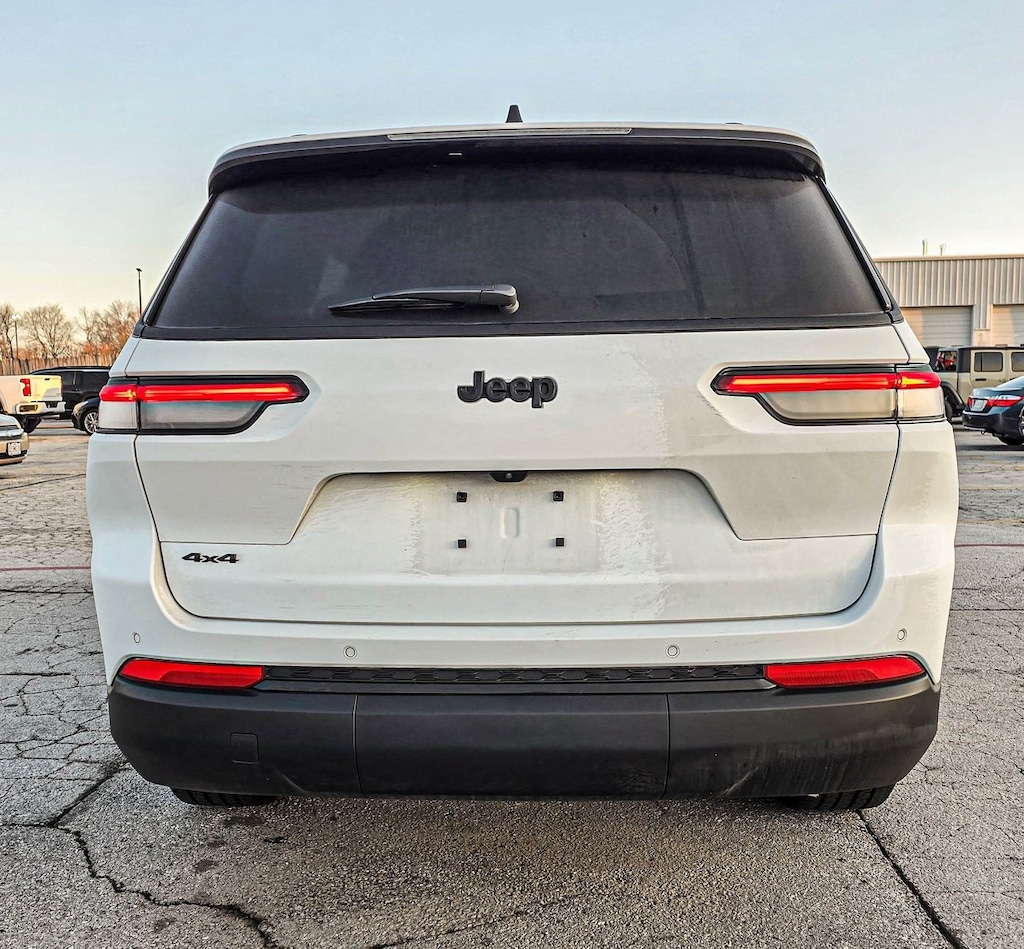 Used 2024 Jeep Grand Cherokee L Altitude X 4x4 SUV