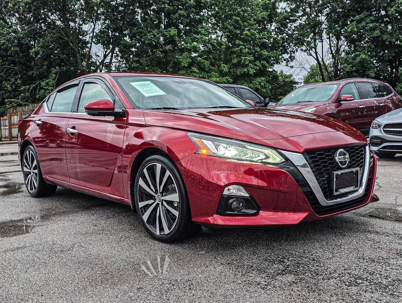 2020 Nissan Altima 2.5 Platinum's photo