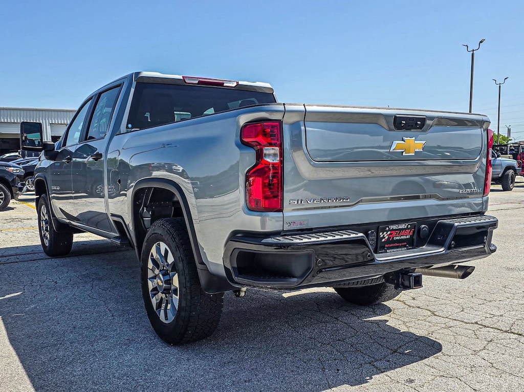 Used 2024 Chevrolet Silverado 2500 HD Custom Truck Crew Cab