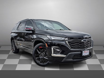 2023 Chevrolet Traverse Premier SUV