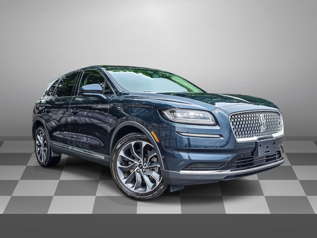 2022 Lincoln Nautilus Reserve AWD's photo