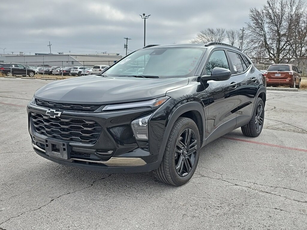 Used 2024 Chevrolet Trax Activ SUV
