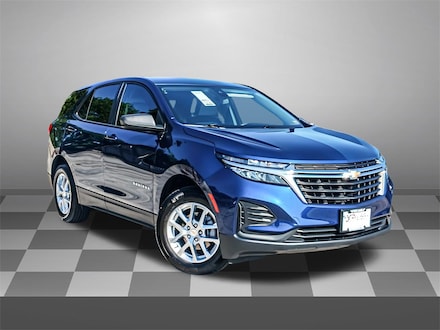 2022 Chevrolet Equinox LS SUV
