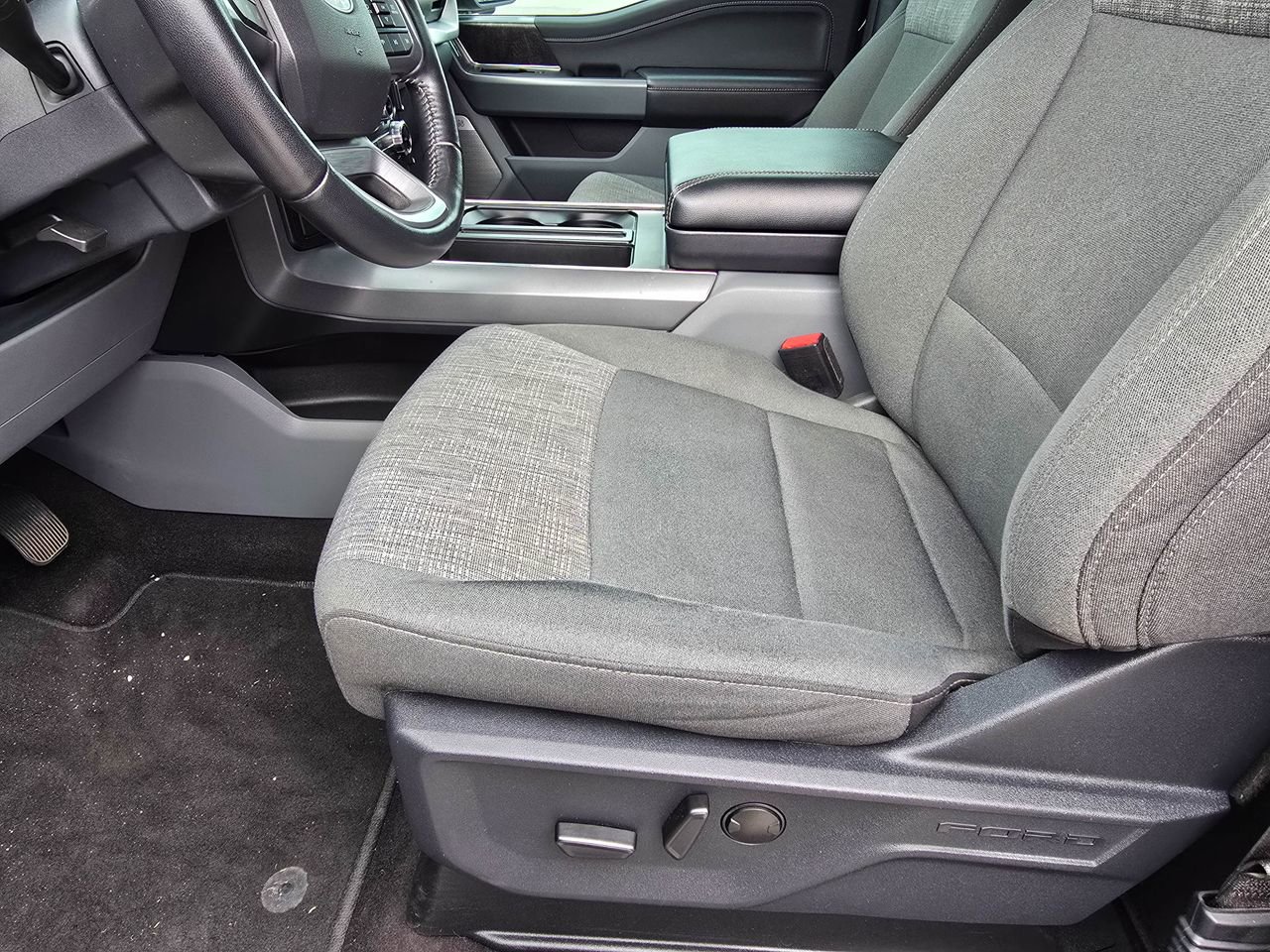 2022 Ford F-150 XLT - Photo 11