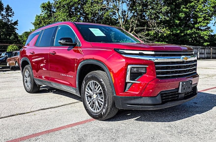 2025 Chevrolet Traverse LT SUV