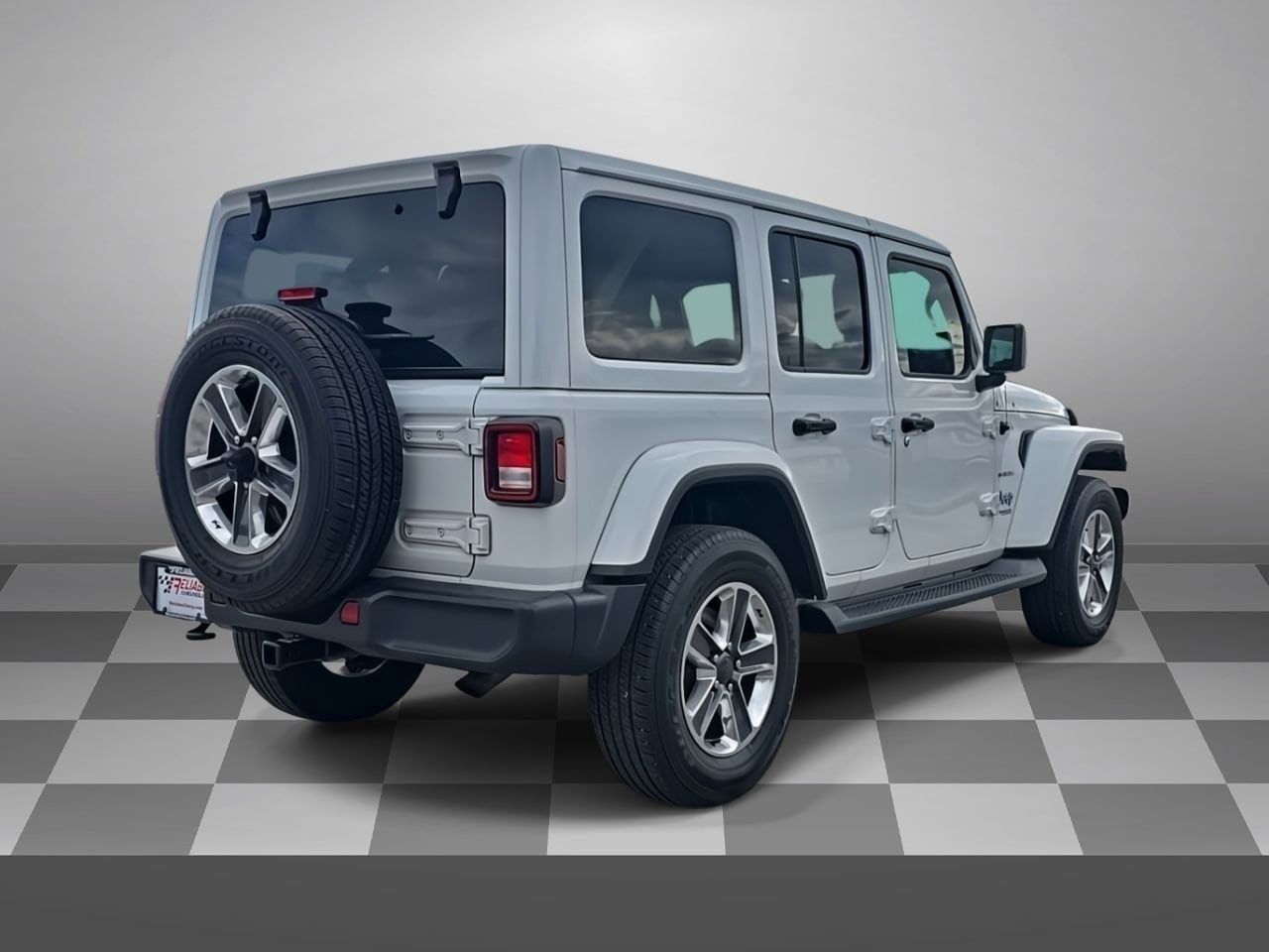View vehicle photo 6