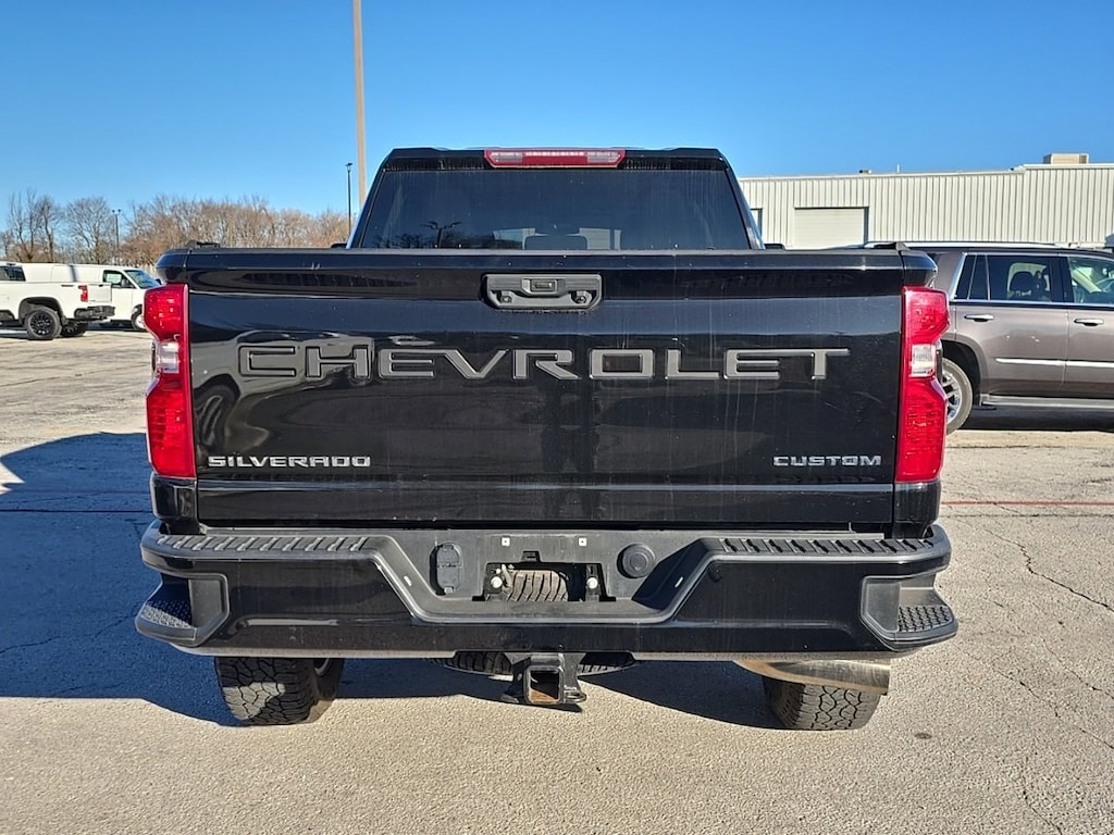 Used 2022 Chevrolet Silverado 2500 HD Custom Truck Crew Cab