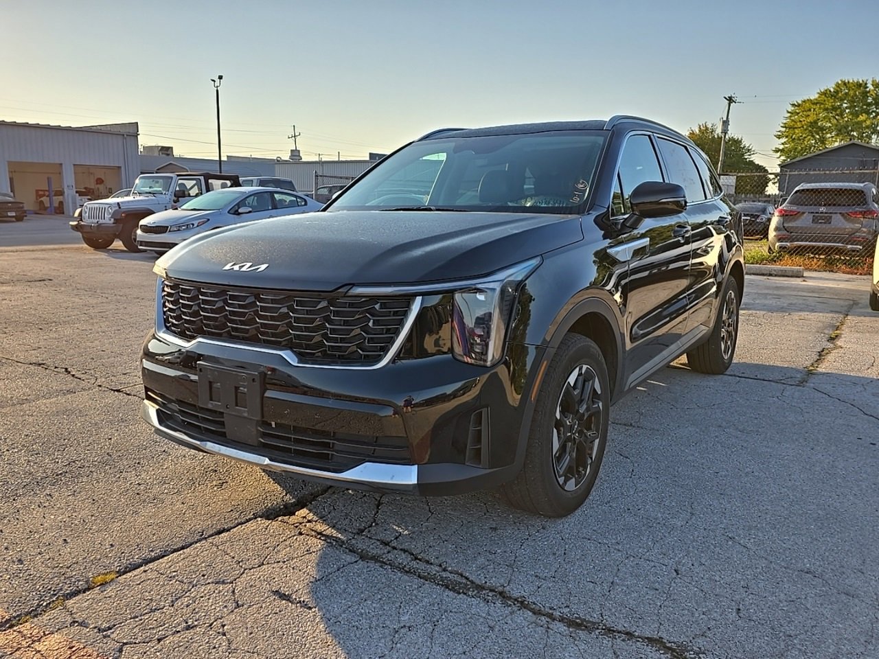 2024 Kia Sorento S photo 3