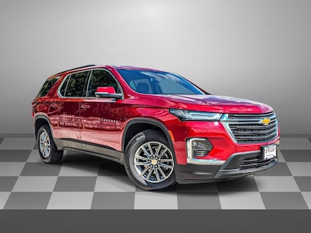 2023 Chevrolet Traverse LT Cloth SUV