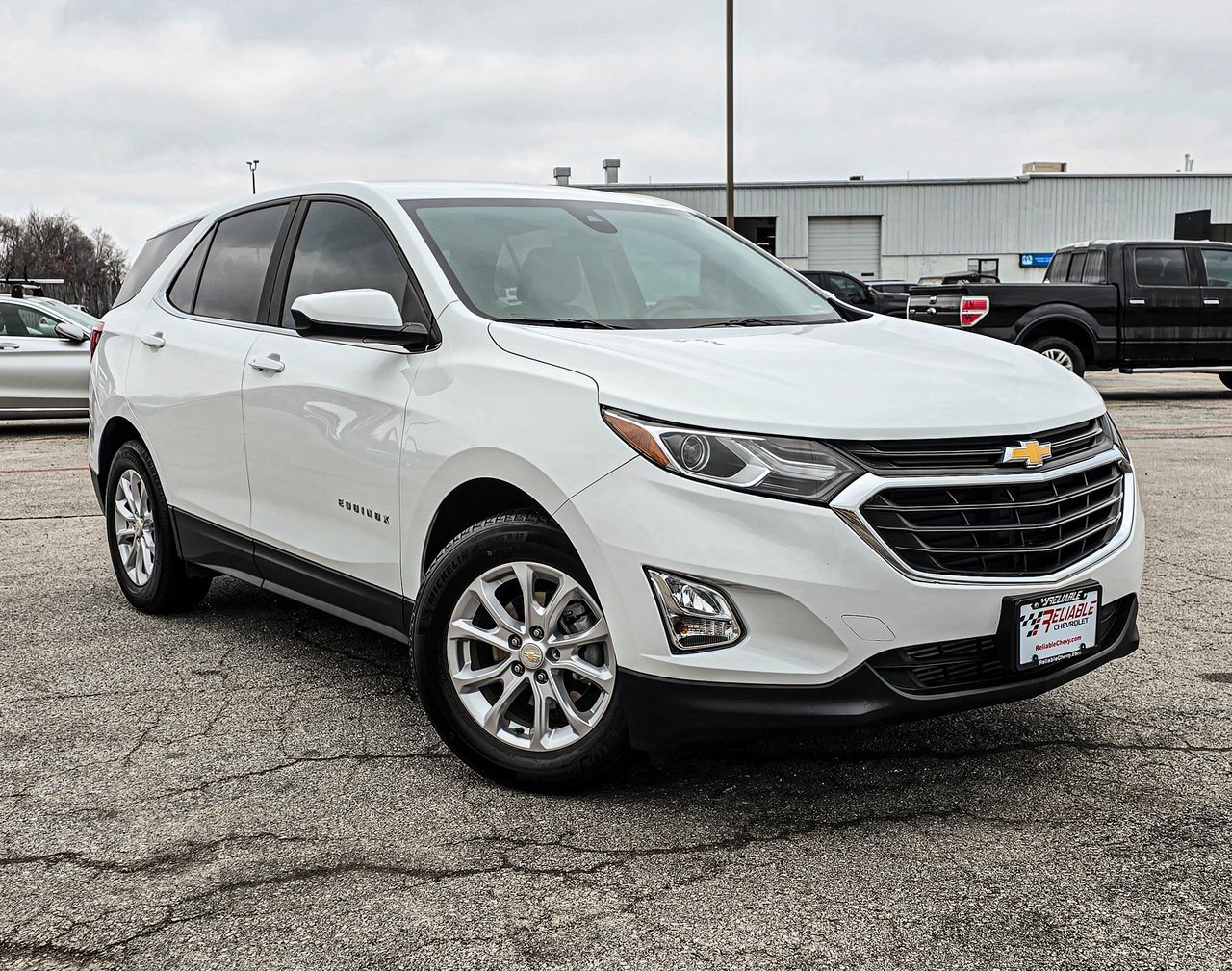 2021 Chevrolet Equinox LT's photo
