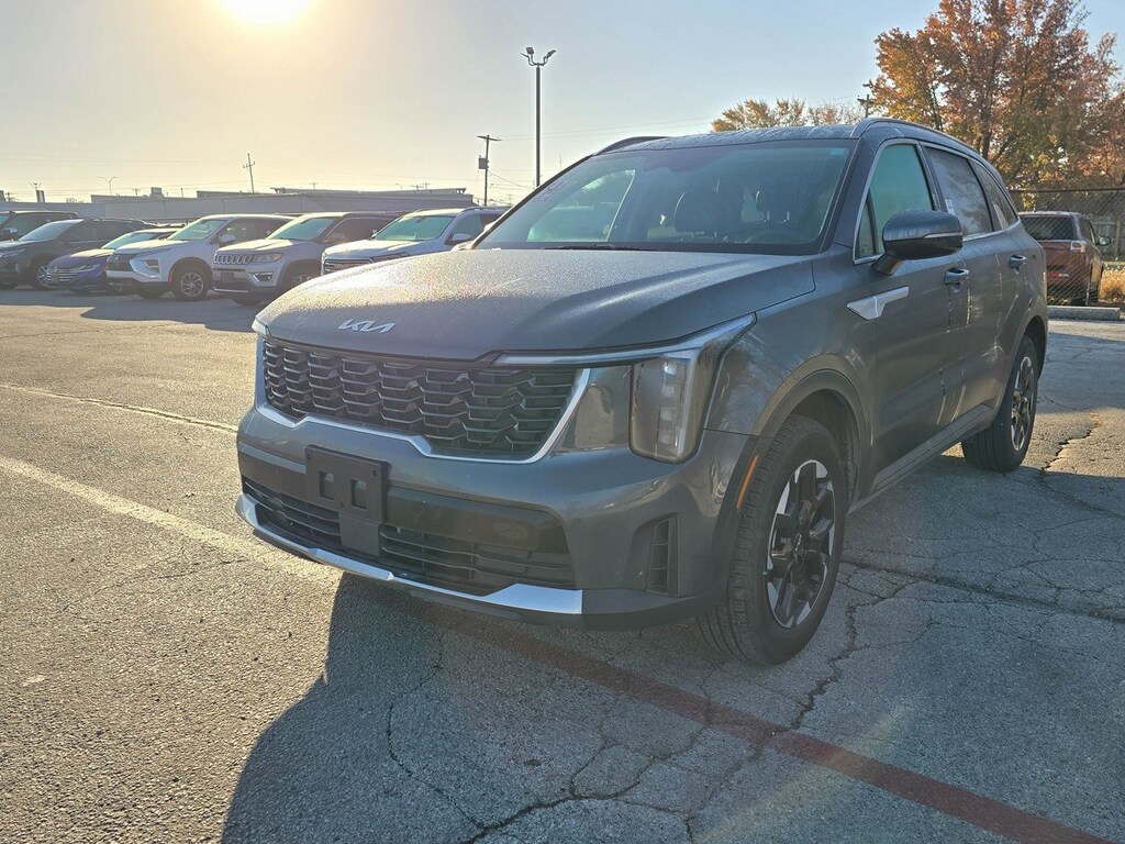 Used 2024 Kia Sorento S SUV