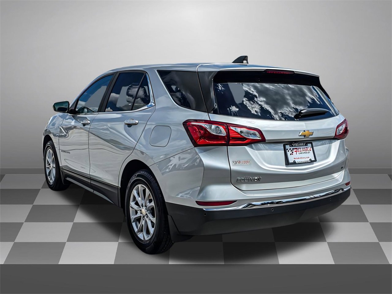 2021 Chevrolet Equinox LT photo 4