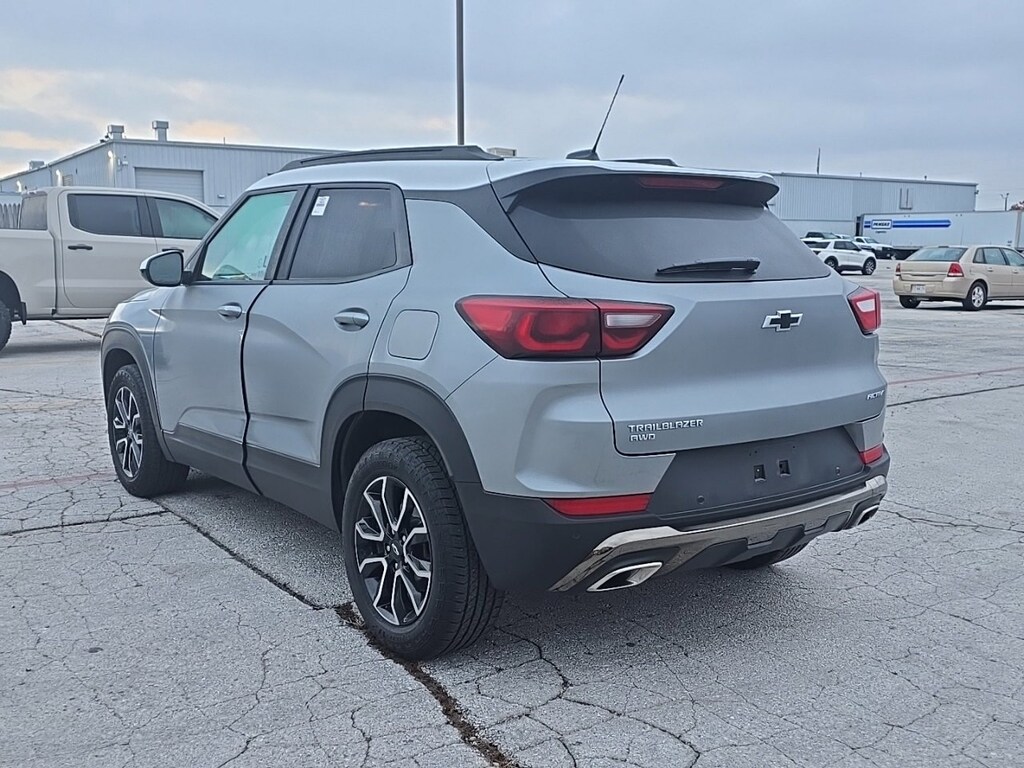 Used 2024 Chevrolet Trailblazer Activ SUV