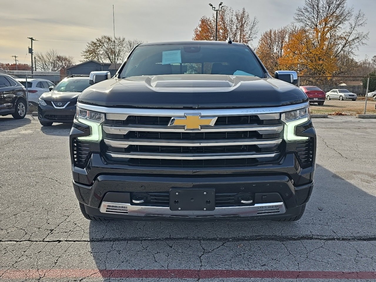 2024 Chevrolet Silverado 1500 High Country photo 2