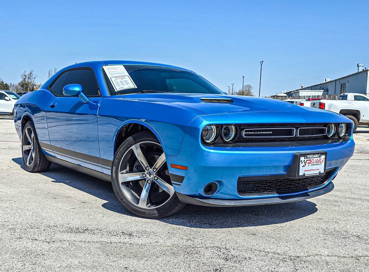 Blue 2019 Dodge Challenger SXT RWD Coupe Rear-Wheel Drive Automatic