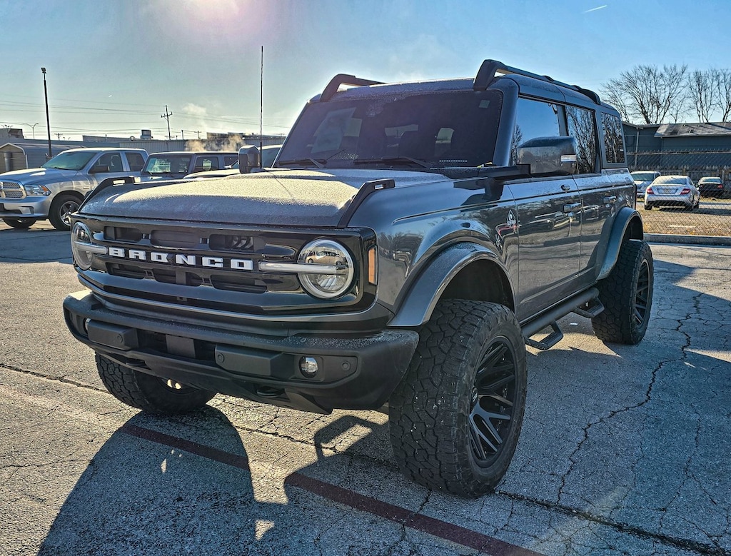 Used 2023 Ford Bronco Base SUV
