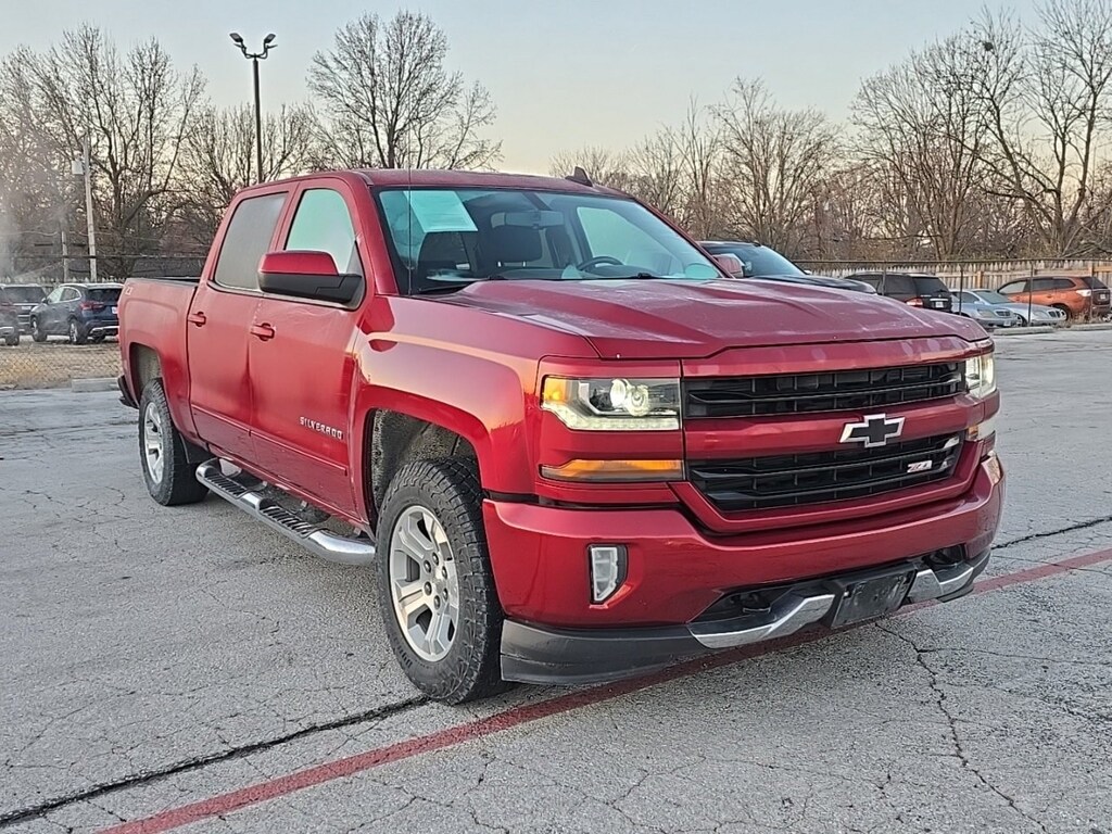 Used 2018 Chevrolet Silverado 1500 LT Truck Crew Cab