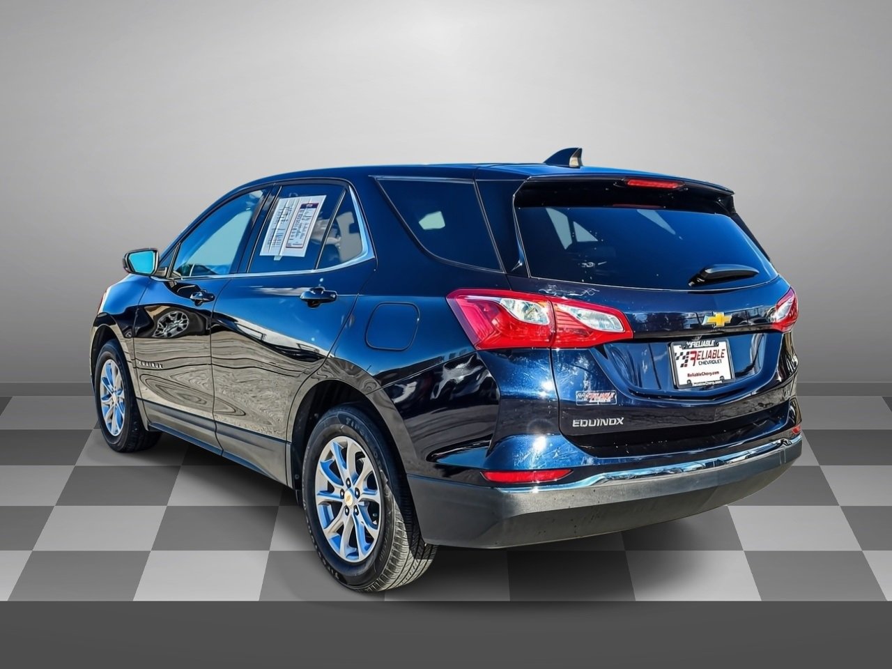 2020 Chevrolet Equinox LT photo 3