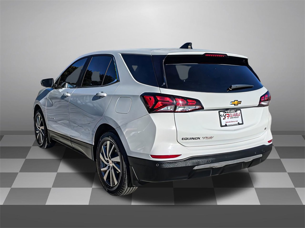 2023 Chevrolet Equinox LT photo 4