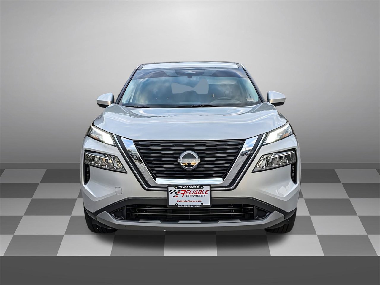 2023 Nissan Rogue SV photo 2