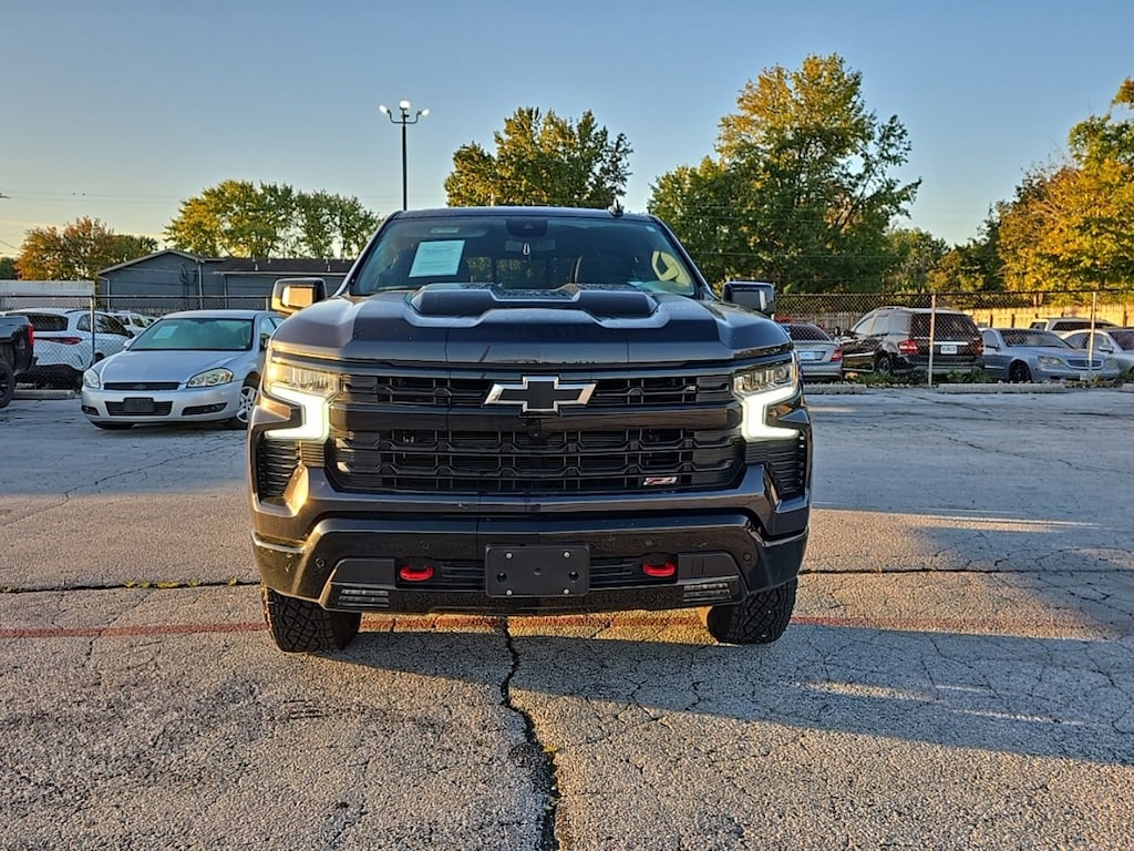 Used 2024 Chevrolet Silverado 1500 LT Trail Boss Truck Crew Cab