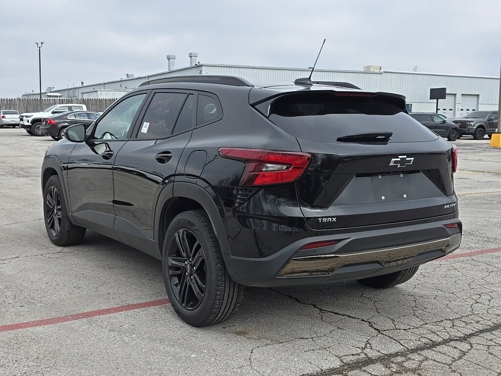 Used 2024 Chevrolet Trax Activ SUV