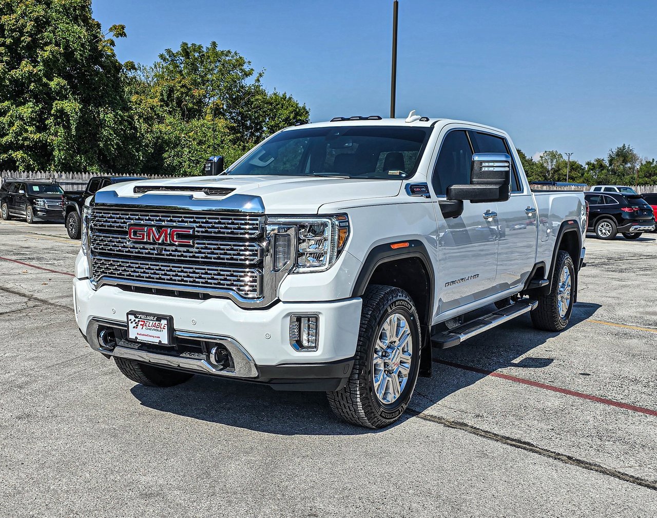 2022 Gmc Sierra 3500 HD Denali photo 3
